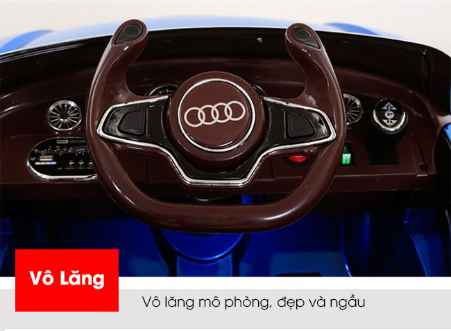 Vô lăng của ô tô điện Audi TTS cho trẻ em thiết kế đẹp mắt và sang trọng