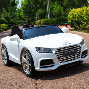 Xe ô tô điện trẻ em Audi TTS